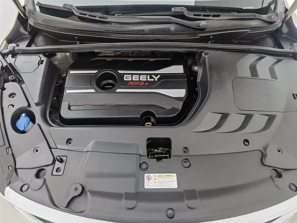 Emgrand GS 2018 Sports Edition 1.4T Automatic Premium Model купить на сайте DeffCars