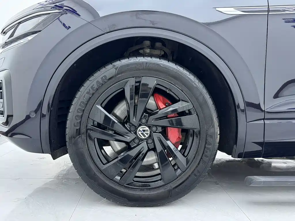 Touareg 2022 3.0TSI Ruixiang Edition Obsidian Sports Package купить на сайте DeffCars