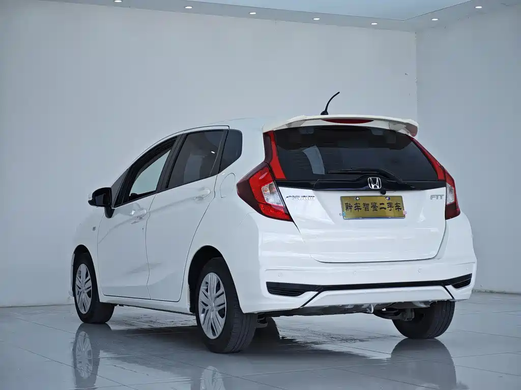 Fit 2018 1.5L CVT Comfort Edition купить на сайте DeffCars