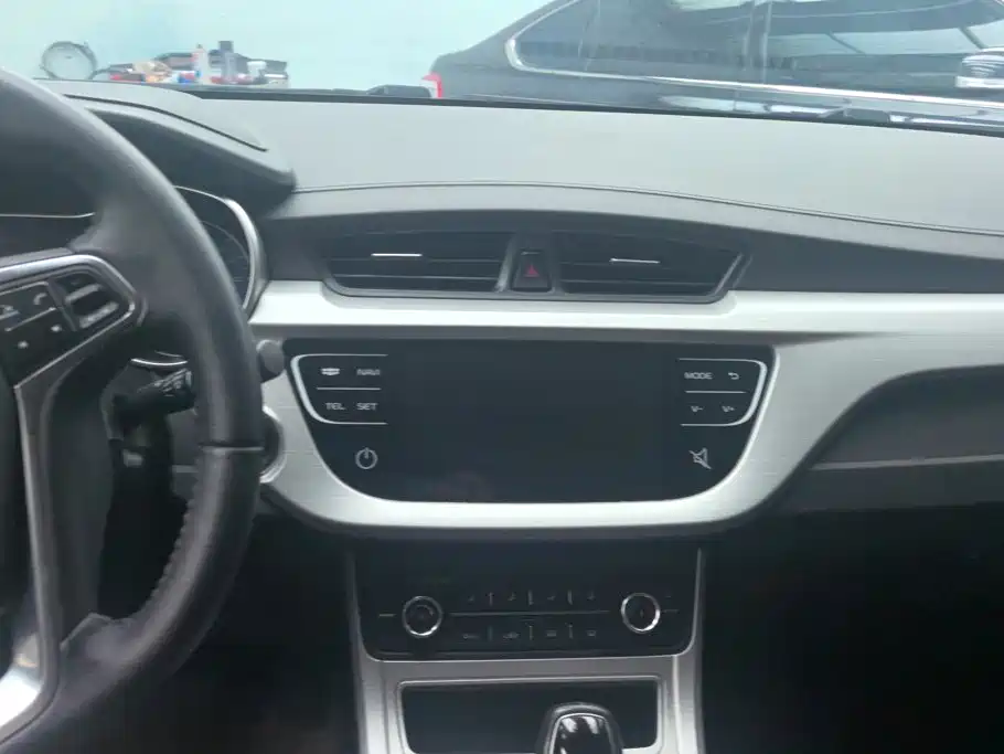 Vision 2018 1.5L automatic premium model купить на сайте DeffCars