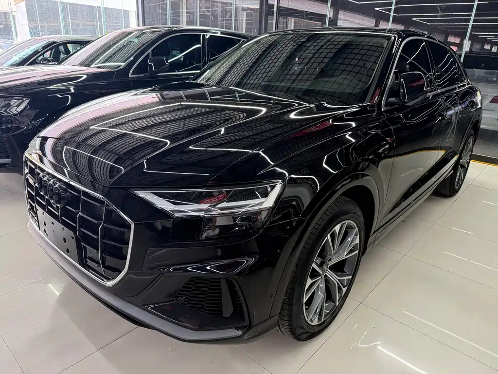 Audi Q8 2019 55 TFSI luxury and dynamic model купить на сайте DeffCars