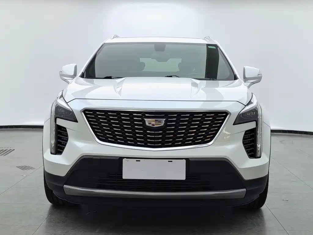 Cadillac XT4 2018 28T two-wheel drive luxury model купить на сайте DeffCars