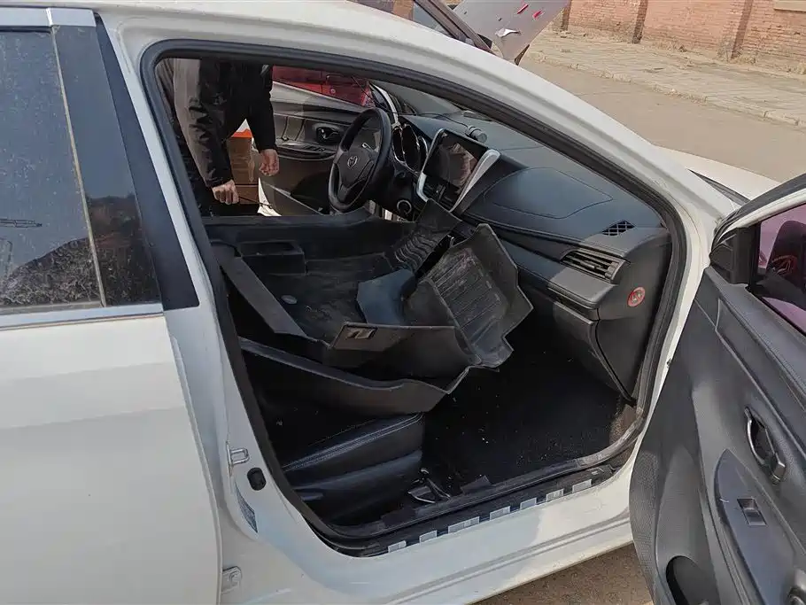 Vios 2017 1.5L Manual Enactus Edition купить на сайте DeffCars