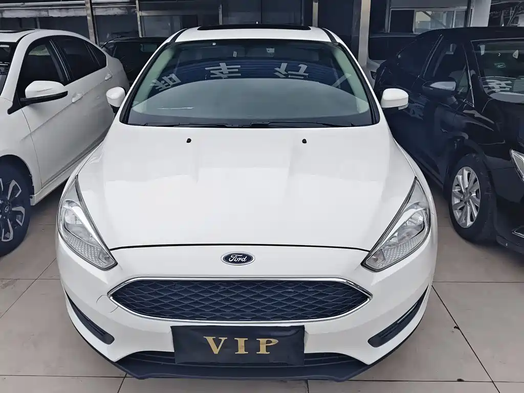 Focus 2018 hatchback classic 1.6L automatic comfort smart mobility version купить на сайте DeffCars