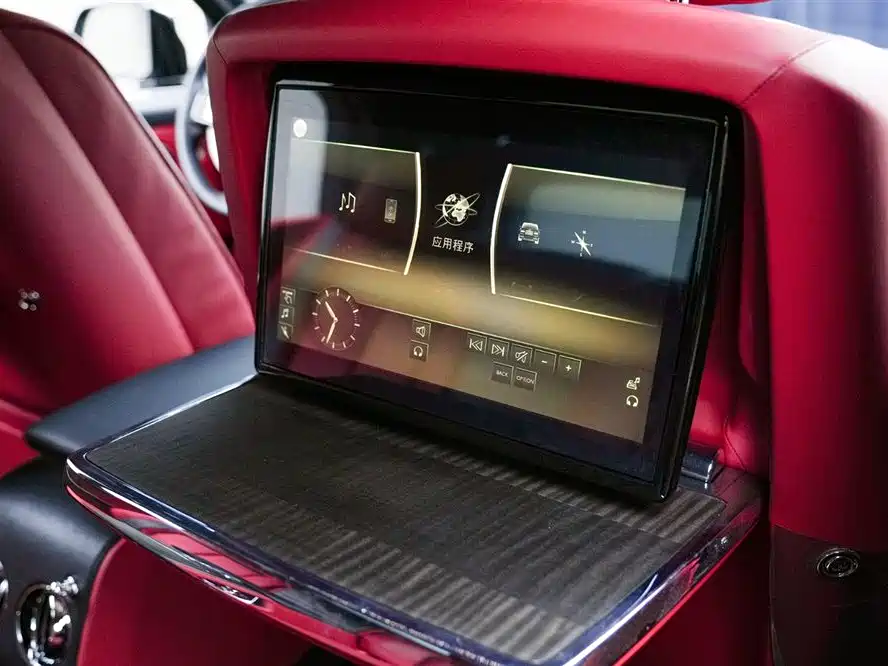 Cullinan 2018 four-seat version купить на сайте DeffCars