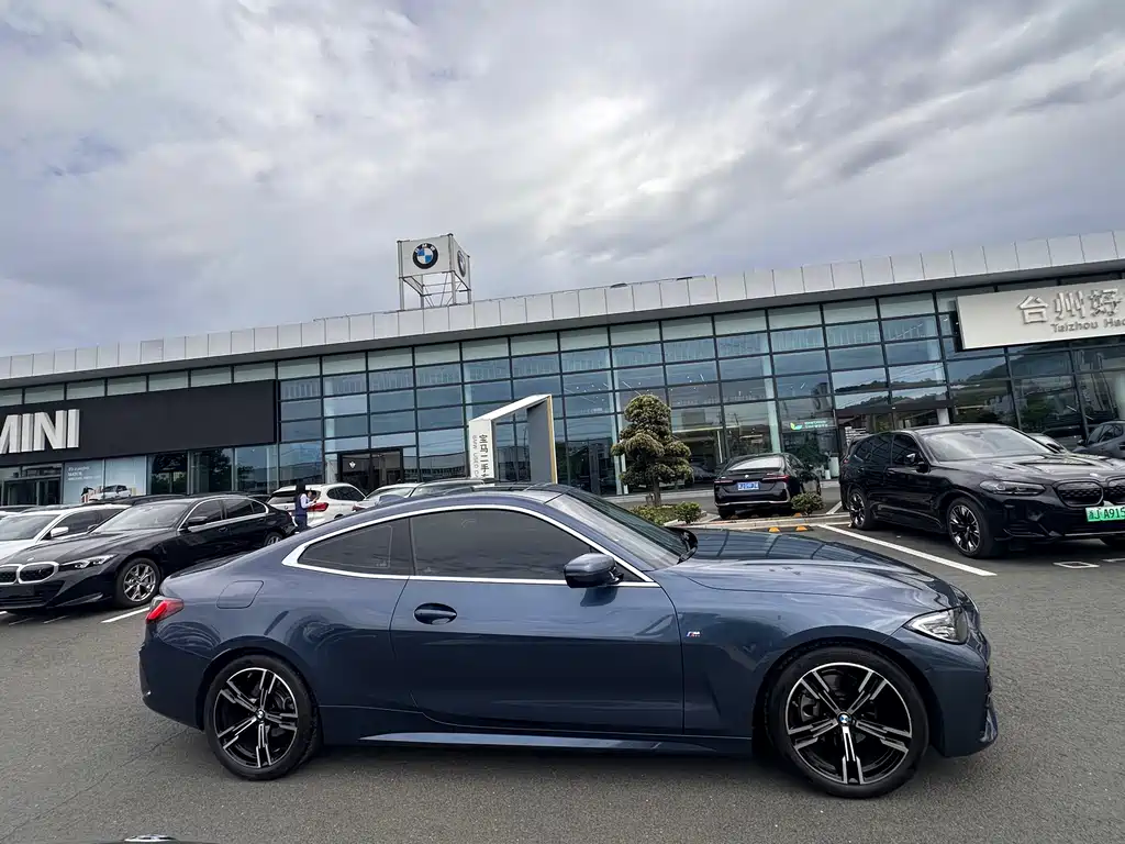 BMW 4 Series 2022 425i M Sports Package купить на сайте DeffCars