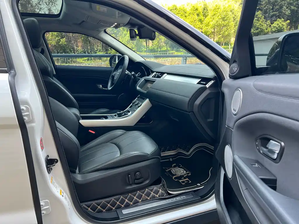Range Rover Evoque 2018 240PS SE Zhiyao Edition купить на сайте DeffCars