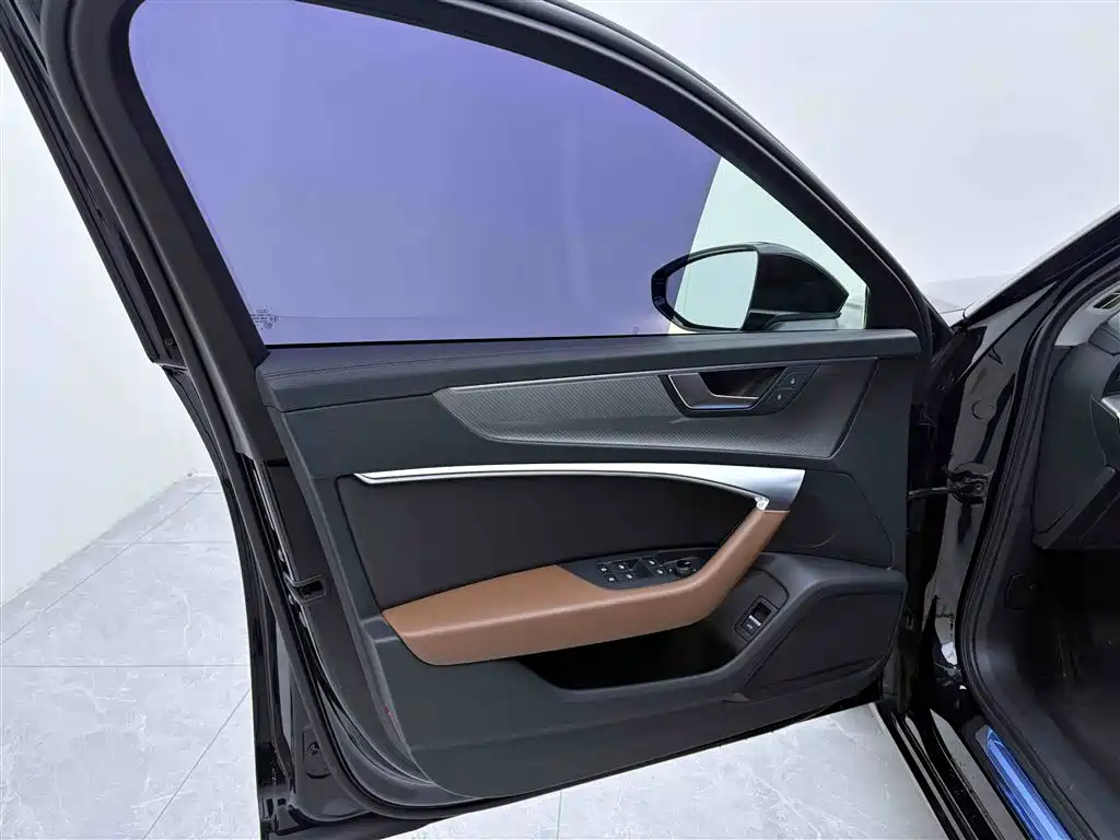 Audi A6L 2019 40 TFSI luxury and elegant model купить на сайте DeffCars