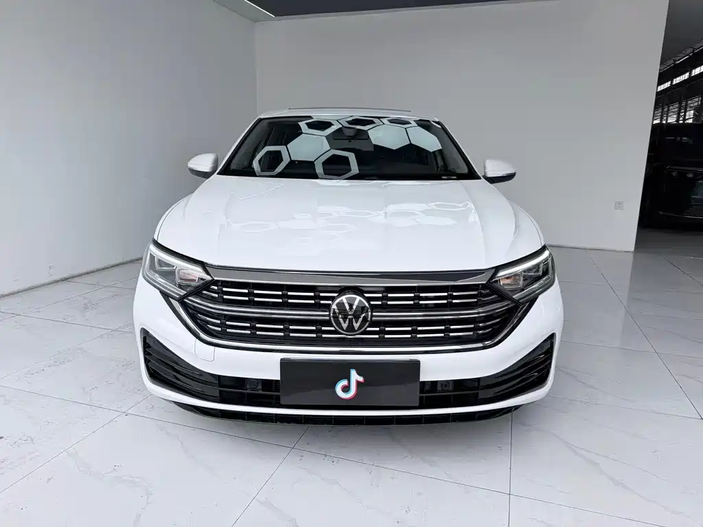 Sagitar 2023 300TSI DSG Super Edition купить на сайте DeffCars
