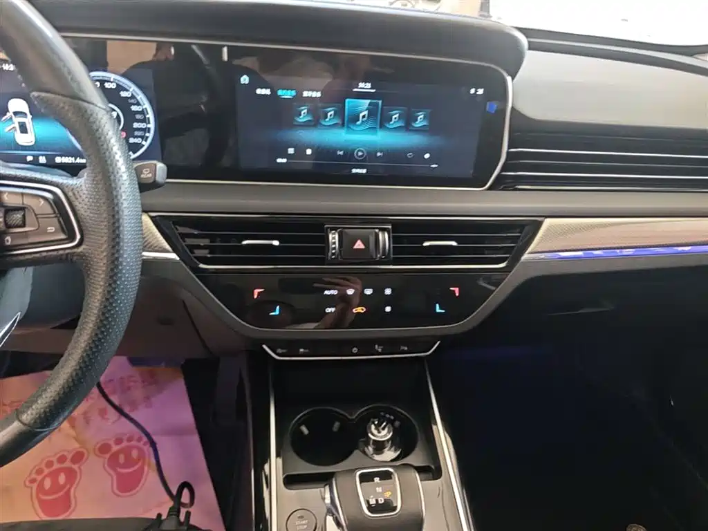 Hongqi HS5 2019 2.0T Zhilian Flagship Edition купить на сайте DeffCars