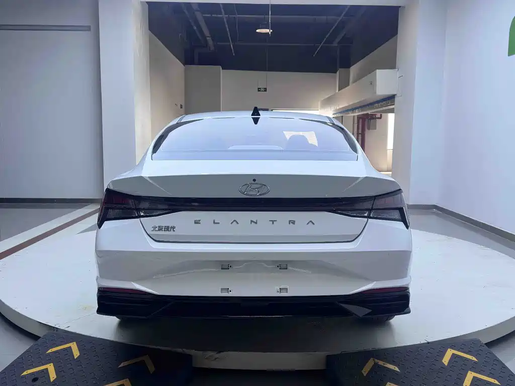 Elantra 2022 1.5L CVT LUX Premium Edition купить на сайте DeffCars