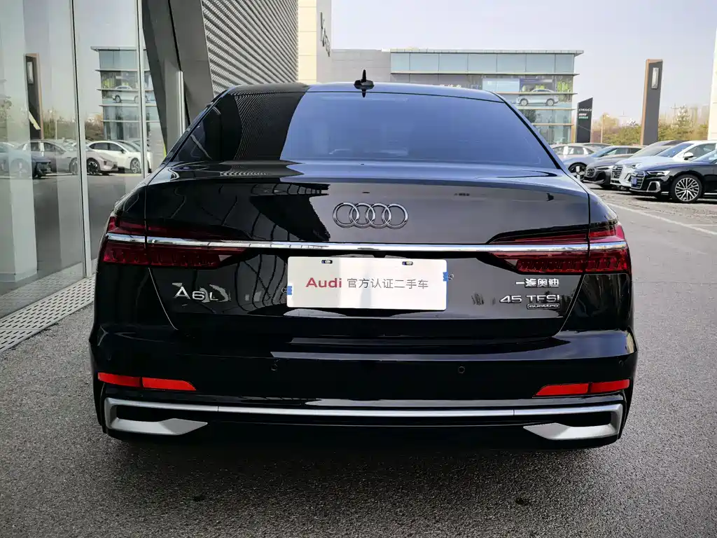 Audi A6L 2024 45 TFSI quattro premium dynamic model купить на сайте DeffCars
