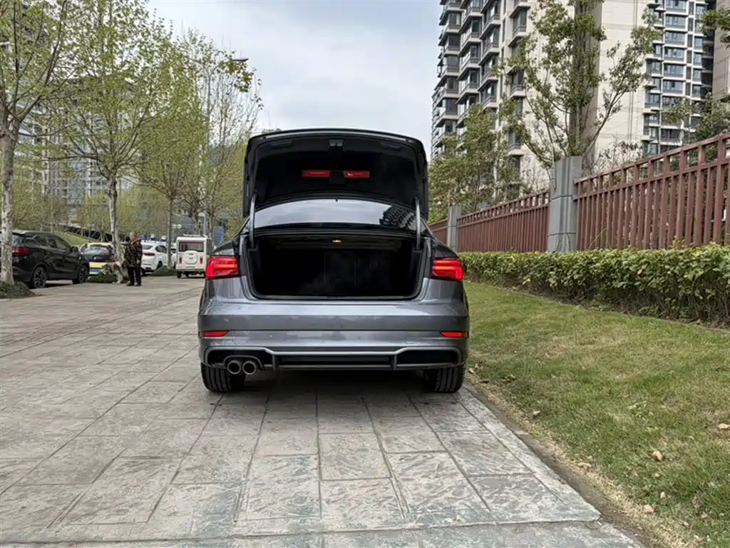 Audi A3 2020 Limousine 35 TFSI Fashion Type National VI купить на сайте DeffCars