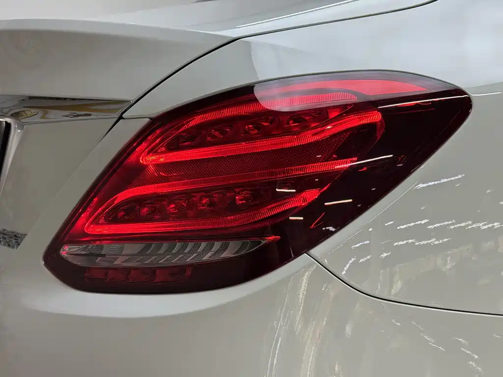 Mercedes-Benz C-Class 2018 C 200 L Sports Edition купить на сайте DeffCars