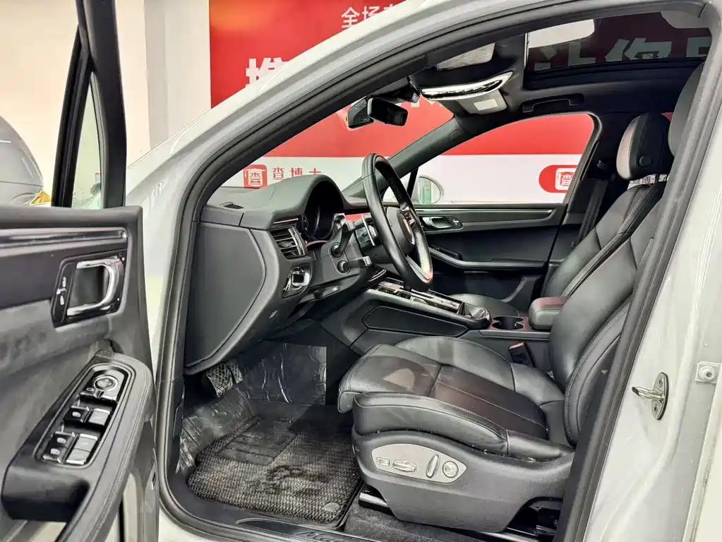 Macan 2023 Macan 2.0T купить на сайте DeffCars