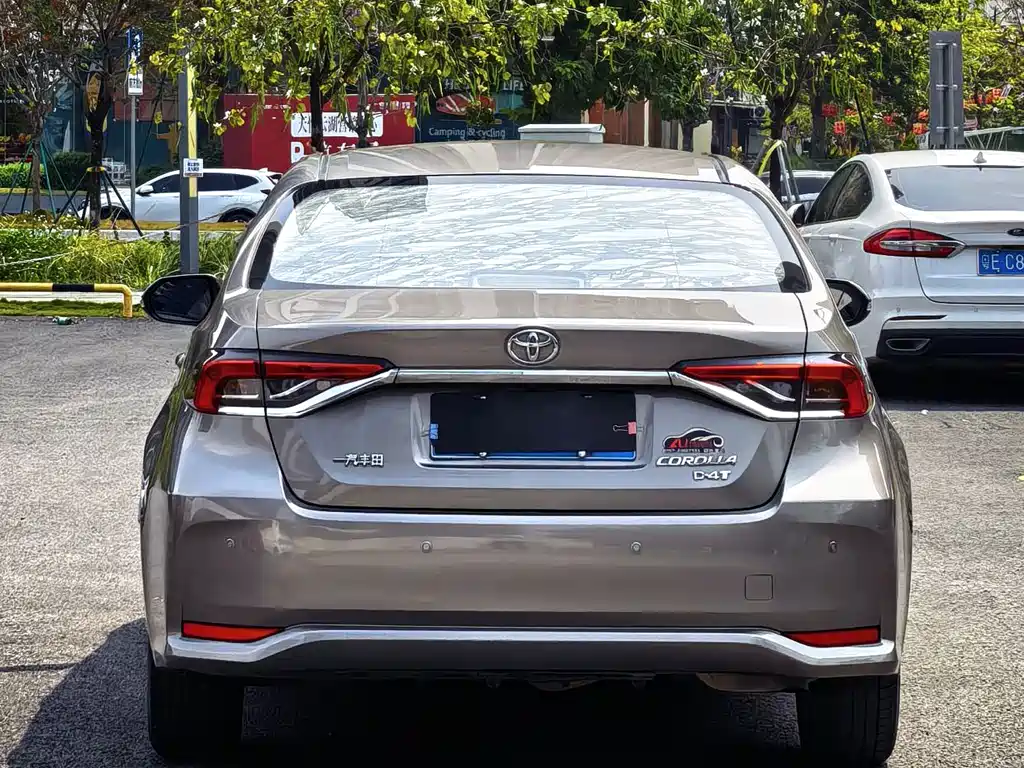 Corolla 2019 1.2T S-CVT GL-i Deluxe Edition купить на сайте DeffCars