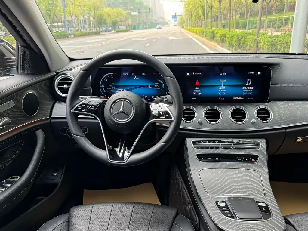 Mercedes-Benz E-Class 2022 E 260 L купить на сайте DeffCars