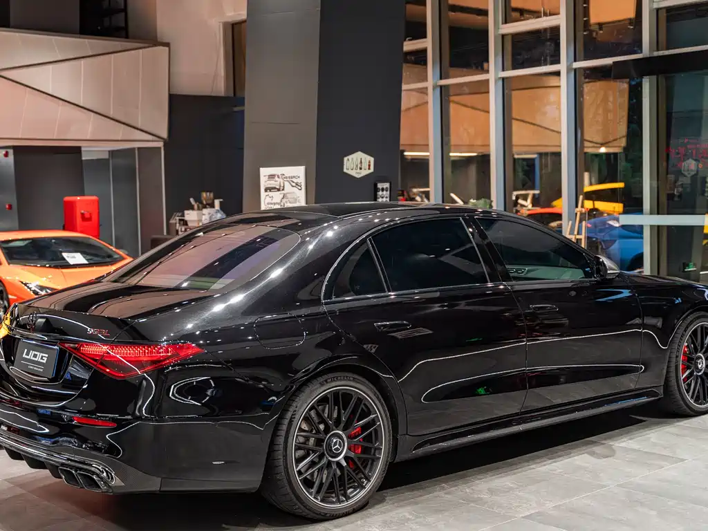 Mercedes-Benz S-Class AMG New Energy 2024 AMG S 63 L E Performance купить на сайте DeffCars