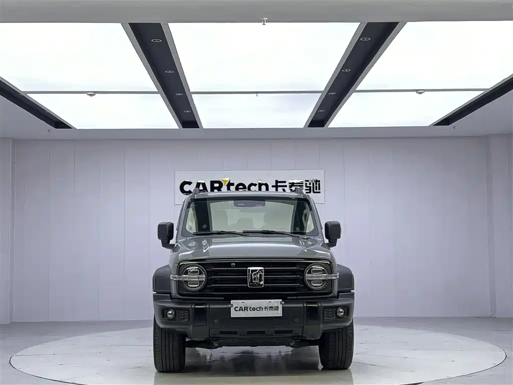 Tank 300 2021 Off-Road Version 2.0T Conqueror купить на сайте DeffCars