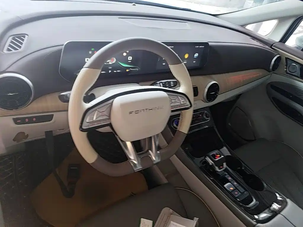 Fengxing Yacht 2022 1.5T DCT Wave Chasing Edition купить на сайте DeffCars
