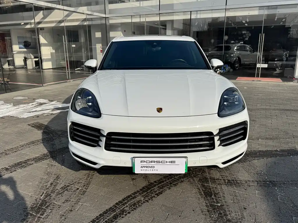 Cayenne New Energy 2021 Cayenne E-Hybrid 2.0T купить на сайте DeffCars