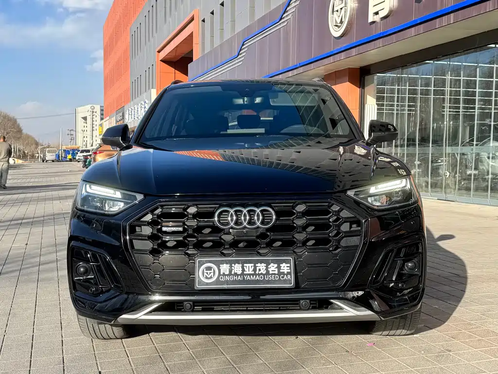 Audi Q5L 2024 45 TFSI luxury and dynamic model купить на сайте DeffCars