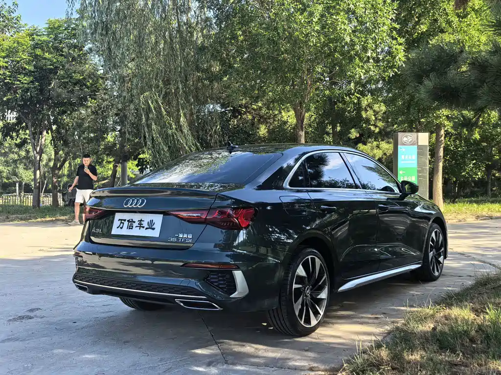 Audi A3 2023 A3L Limousine 35 TFSI Fashionable and Sporty купить на сайте DeffCars