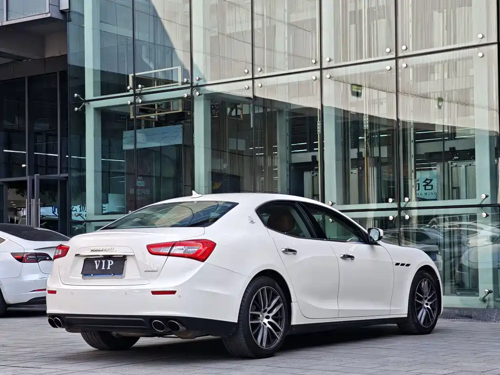 Ghibli 2017 3.0T Standard Edition купить на сайте DeffCars