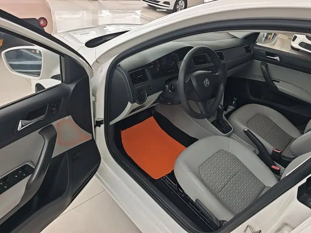Xinrui 2016 1.6L automatic version купить на сайте DeffCars