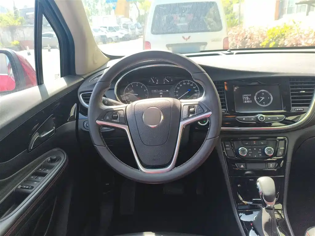 Encore 2018 18T automatic two-wheel drive urban elite купить на сайте DeffCars