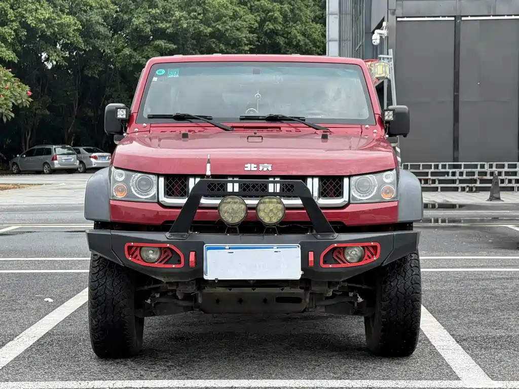 Beijing BJ40 2017 40L 2.3T automatic four-wheel drive ring tower championship version купить на сайте DeffCars