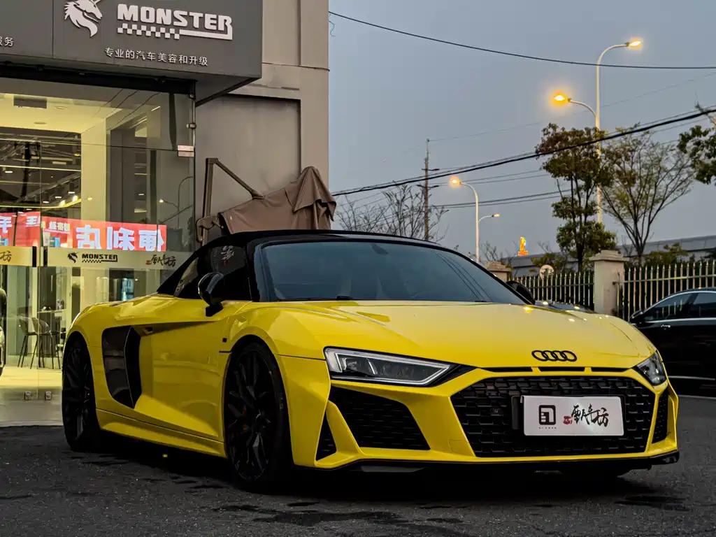 Audi R8 2017 V10 Spyder купить на сайте DeffCars