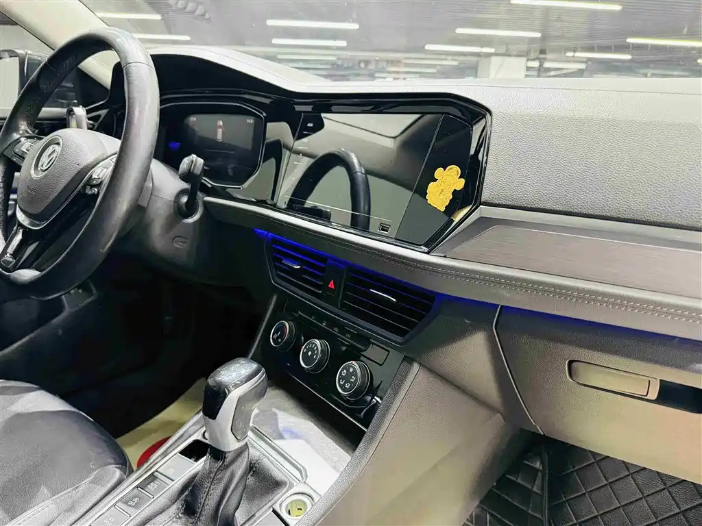 Sagitar 2021 280TSI DSG 30th Anniversary Edition купить на сайте DeffCars