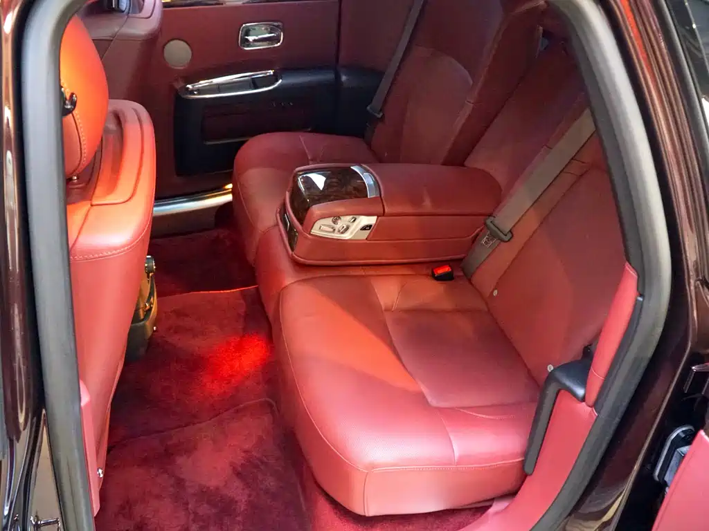 Ghost 2010 6.6T Standard Edition купить на сайте DeffCars