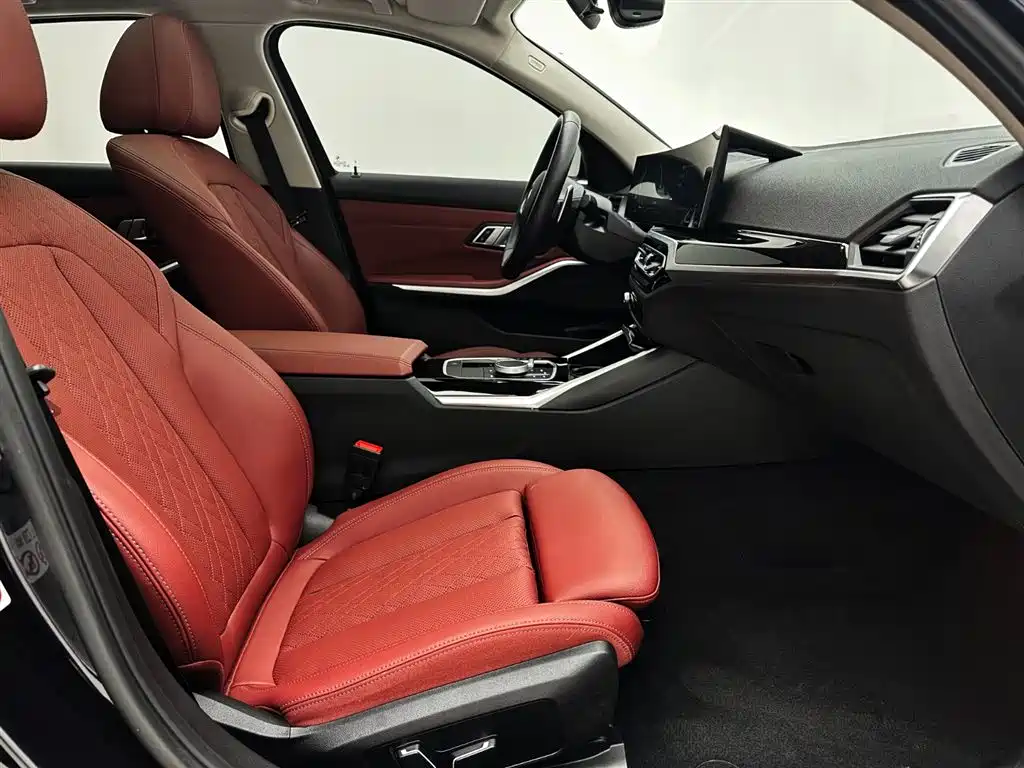 BMW 3 Series 2023 320Li M Sports Package купить на сайте DeffCars