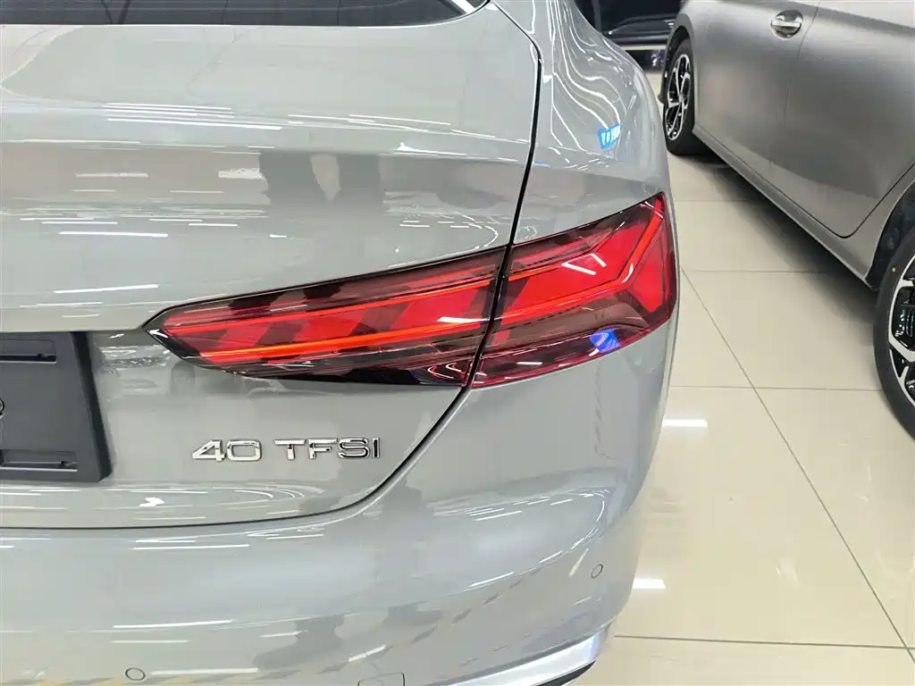 Audi A5 imported 2021 Sportback 40 TFSI fashionable and dynamic купить на сайте DeffCars