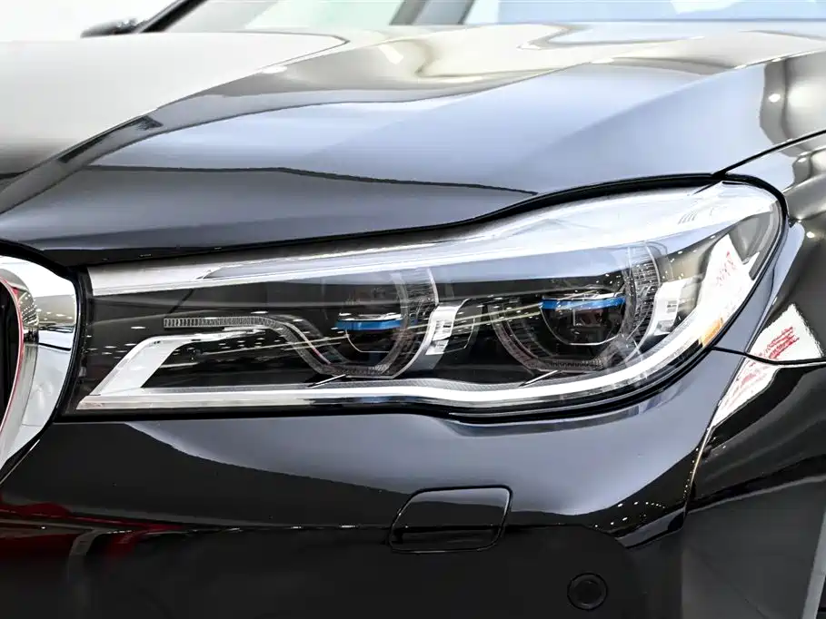 BMW 7 Series 2018 740Li xDrive Exclusive M Sports Package купить на сайте DeffCars