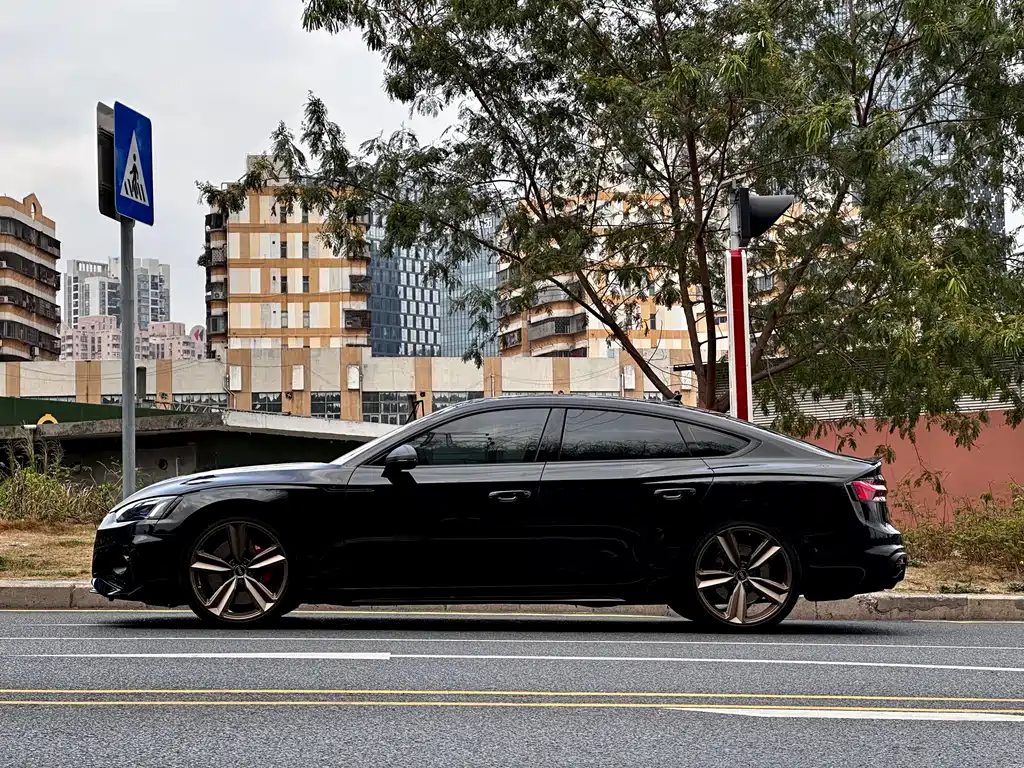 Audi RS 5 2023 RS 5 2.9T Sportback Dark Gold Edition купить на сайте DeffCars