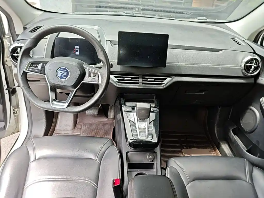 Yuan New Energy 2019 EV360 Intelligent Connected Enjoyment Model купить на сайте DeffCars