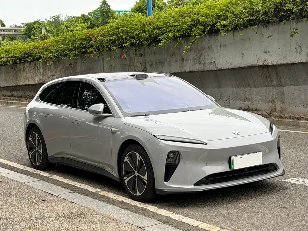 NIO ET5T 2024 model 75kWh Touring купить на сайте DeffCars