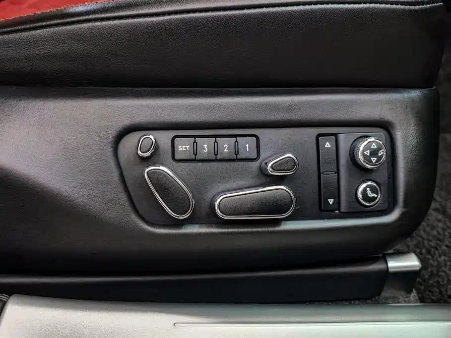 Flying Spur 2017 4.0T V8 S Standard Edition купить на сайте DeffCars