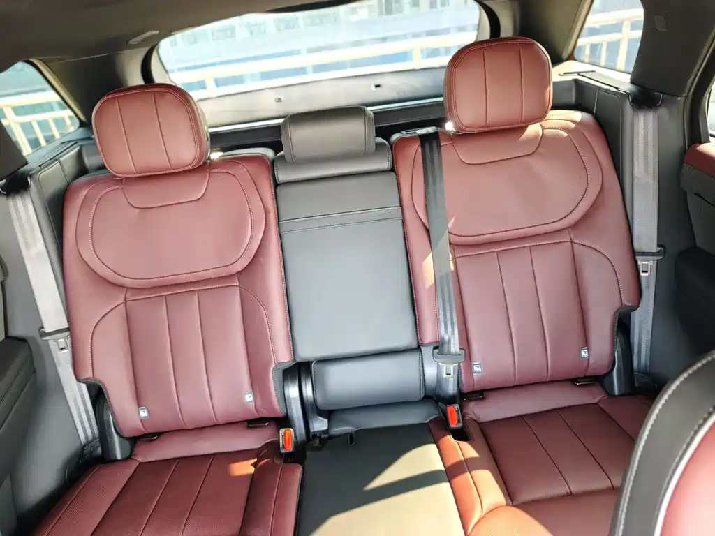 Range Rover Sport 2025 400PS Dynamic SE купить на сайте DeffCars