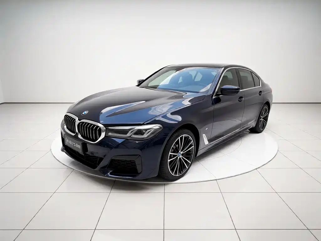 BMW 5 Series 2022 facelift 2 530Li leading M sports package купить на сайте DeffCars