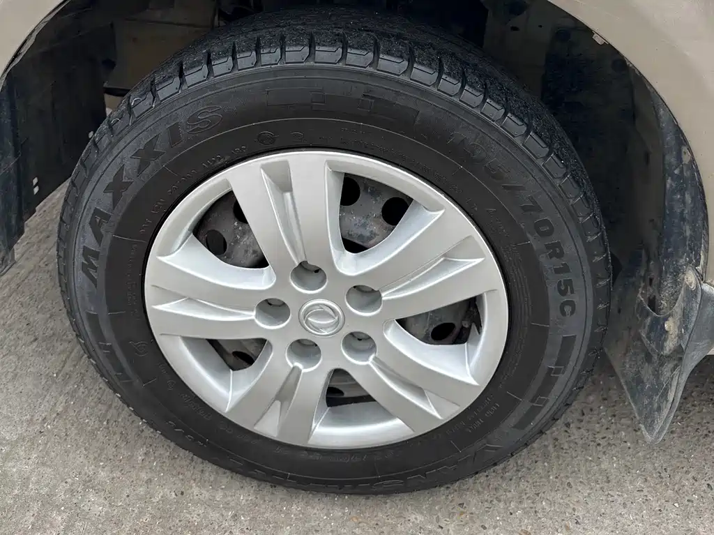 Lingzhi 2020 M5L 1.6L luxury model 7 seats купить на сайте DeffCars