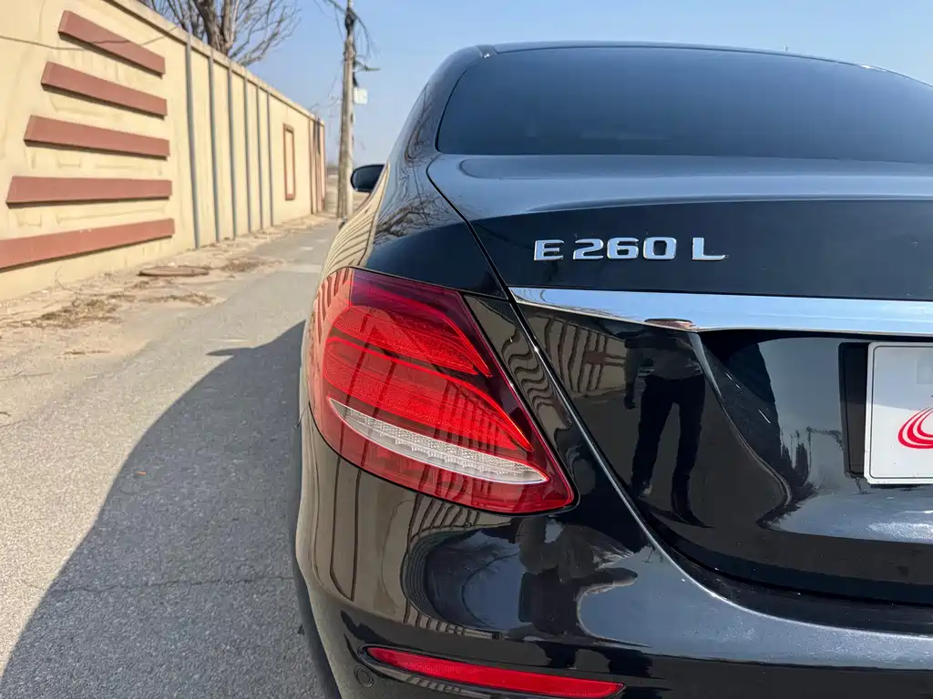 Mercedes-Benz E-Class 2017 E 200 Sports купить на сайте DeffCars