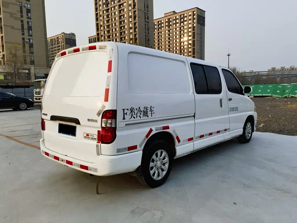Jinbei Express 2020 2.0L National VI economical 6-seater G6P-6 1TZS купить на сайте DeffCars