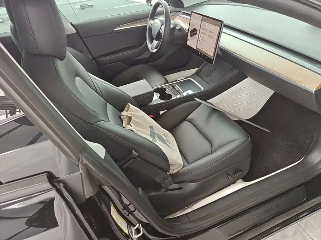 Model 3 2022 rear-wheel drive version купить на сайте DeffCars