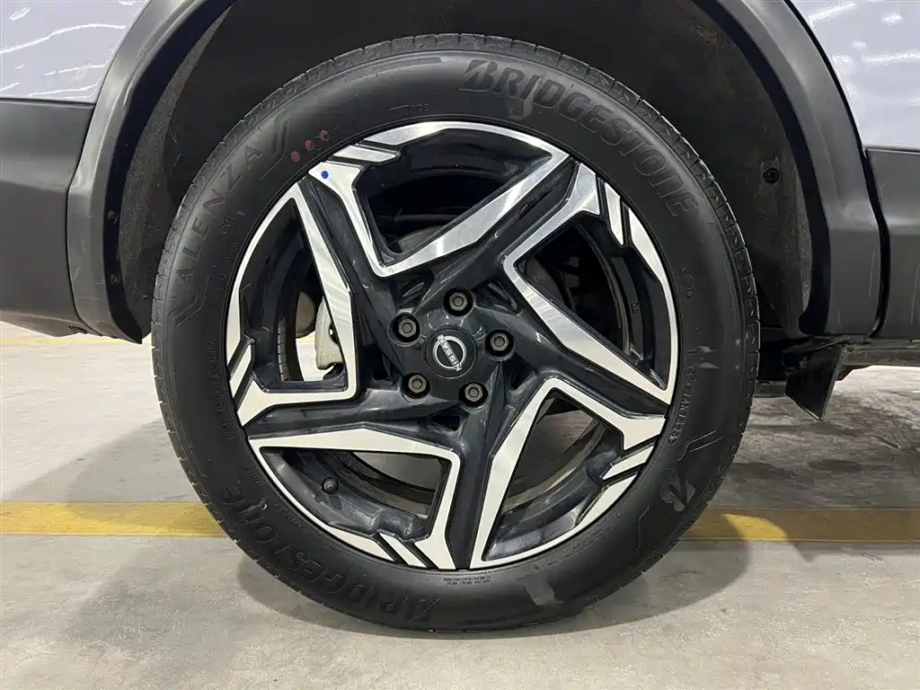 Qashqai 2025 Honor 2.0L CVT XV+ Leading Edition купить на сайте DeffCars