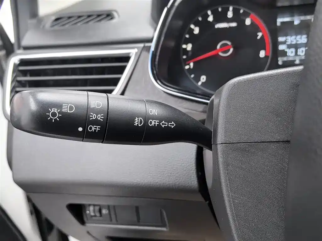 Baojun 310 2016 1.2L manual luxury model купить на сайте DeffCars