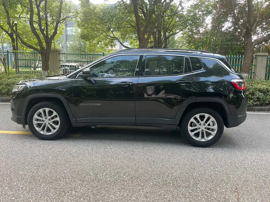 Compass 2021 220T Automatic Elite Edition купить на сайте DeffCars